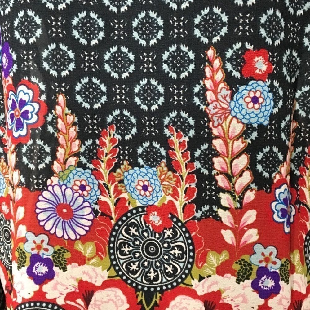Floral blouse. NWOT  - Picture 6 of 7